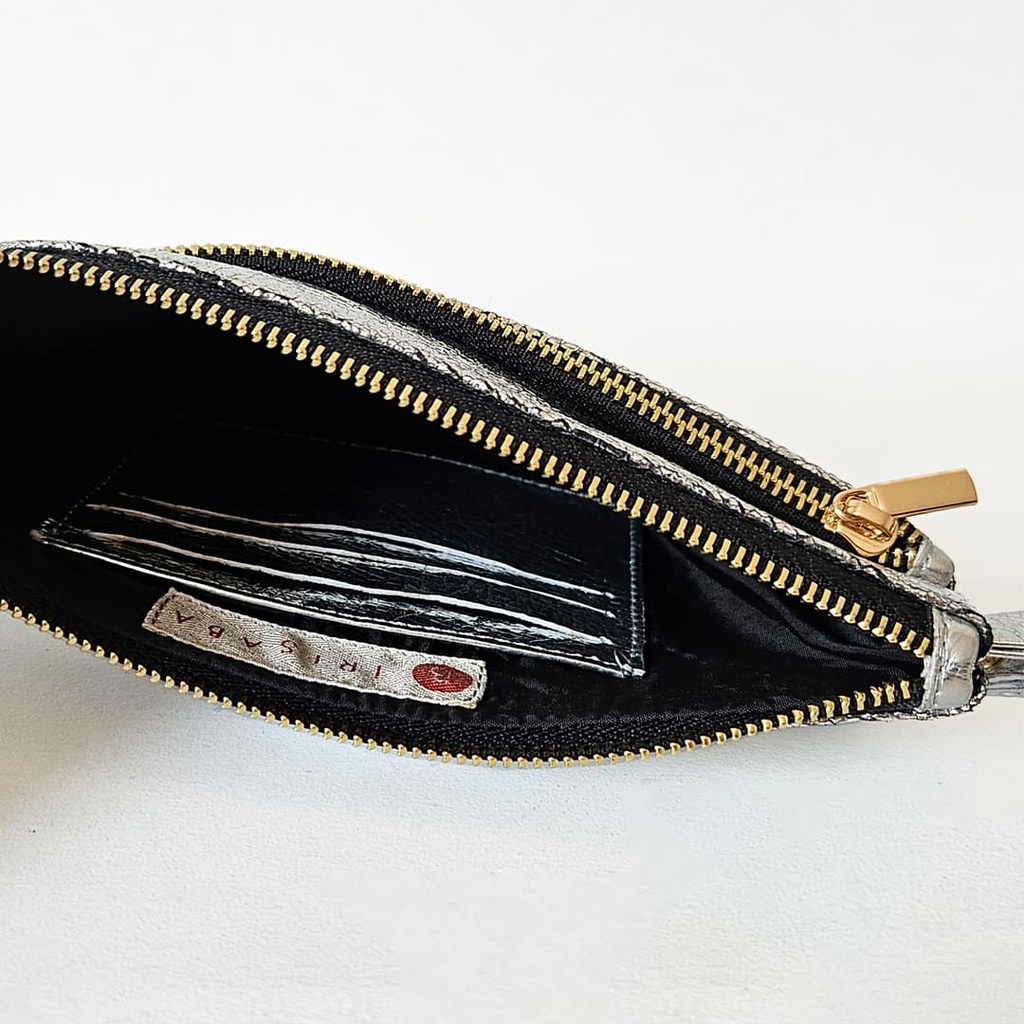 CARTERA DE MANO CASSANDRA PLATEADO