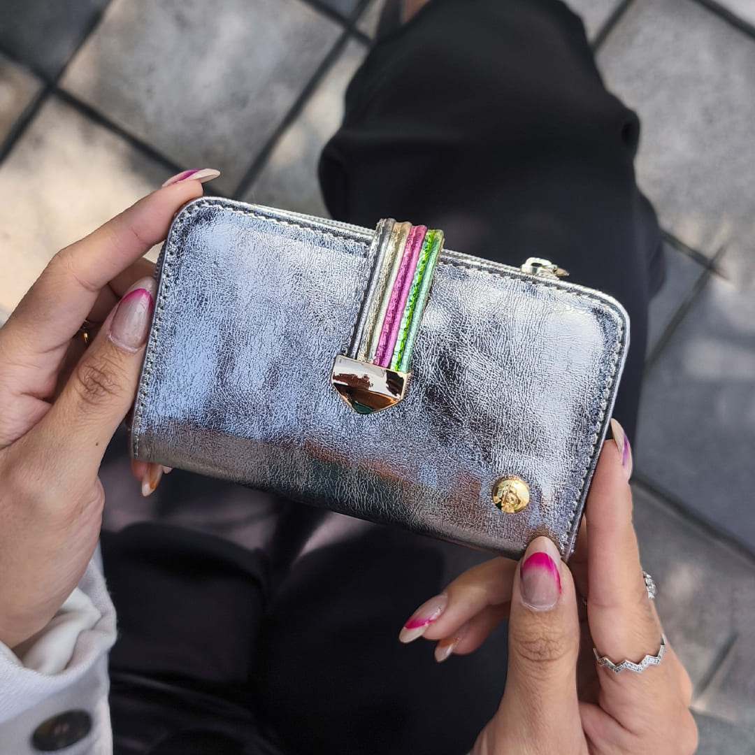 MONEDERO TARJETERO IRIS PLATEADO