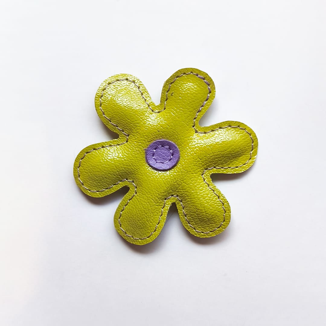 BROCHE DALIA VERDE LIMON