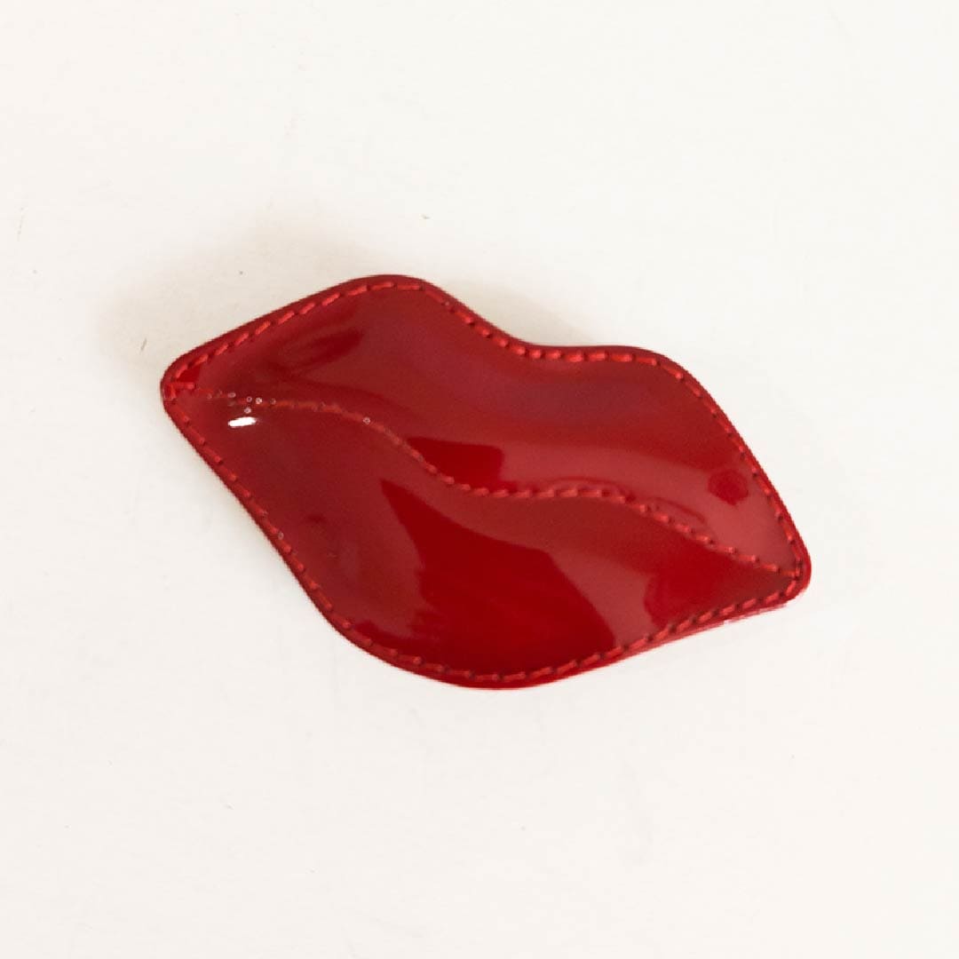 BROCHE BRUNA ROJO